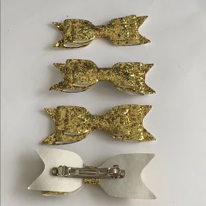 4- large gold glitter bow